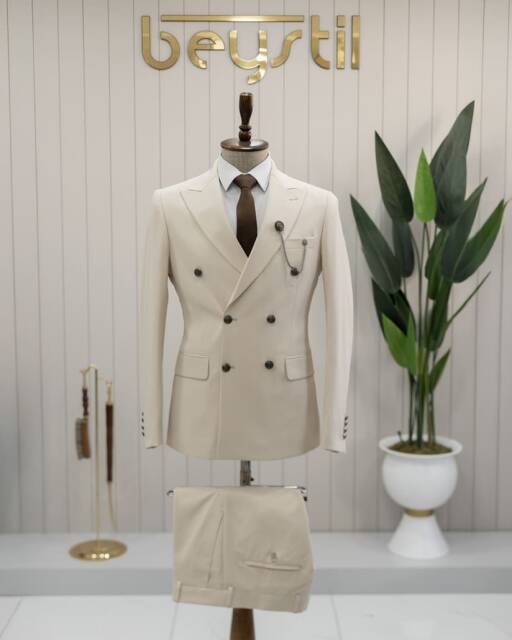 Beystil Sivri Yaka Krem Kruvaze Takım Elbise - Slim Fit - Beystil