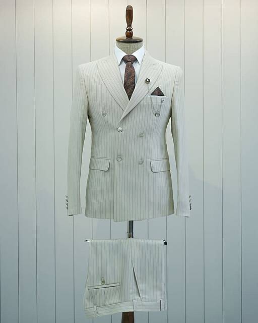 Beystil Sivri Yaka Krem Çizgili Kruvaze Takım Bezayak - Slim Fit - Beystil