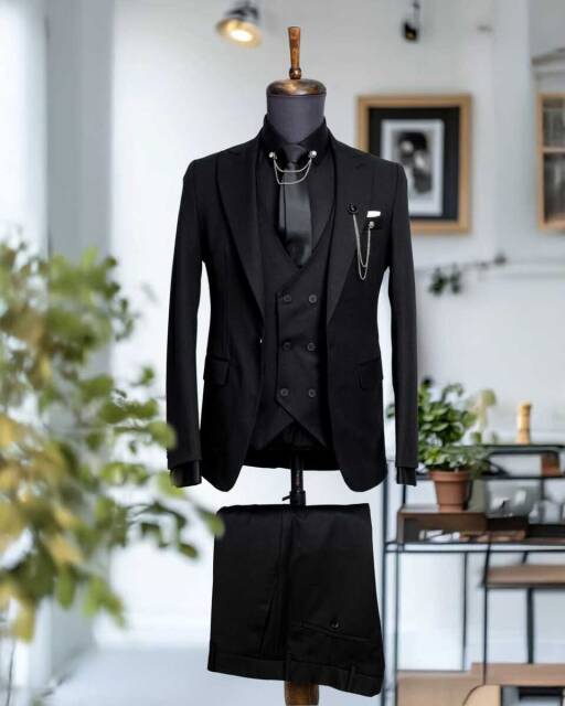 Beystil Sivri Yaka Siyah Yelekli Takım Elbise Nikol - Slim Fit - Beystil