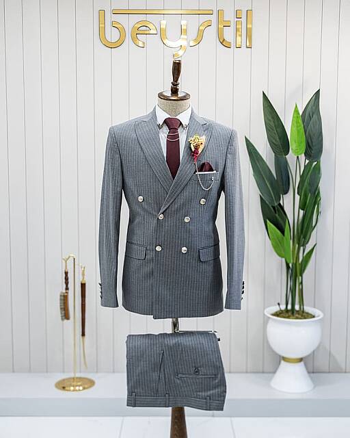 Beystil Sivri Yaka Gri Çizgili Kruvaze Takım Elbise Togo - Slim Fit - Beystil